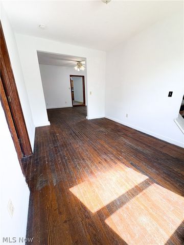 81 S Pleasant Street, Oberlin, OH 44074