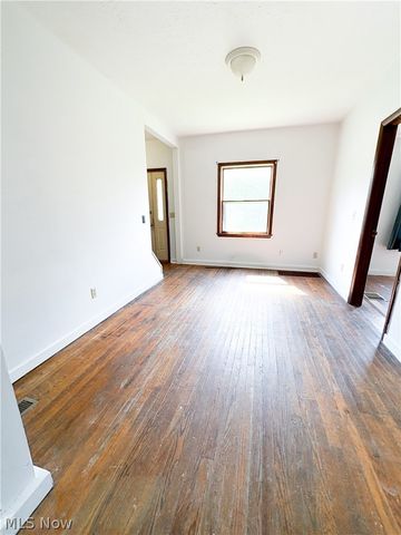 81 S Pleasant Street, Oberlin, OH 44074