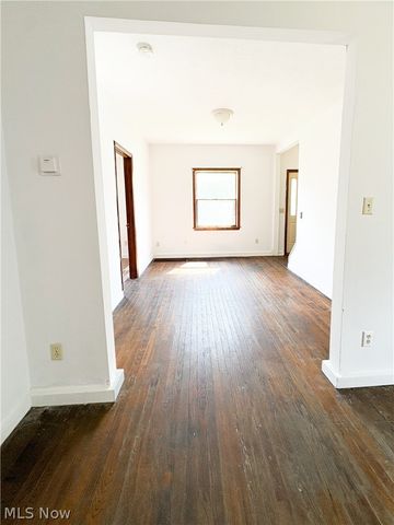 81 S Pleasant Street, Oberlin, OH 44074