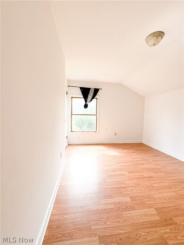 81 S Pleasant Street, Oberlin, OH 44074