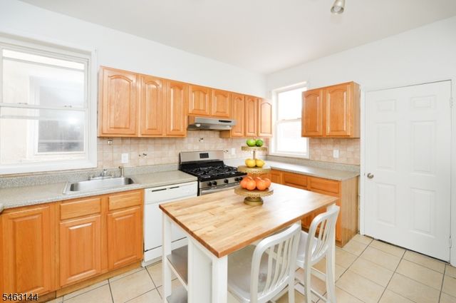 103 Napoleon St A, Newark City, NJ 07105