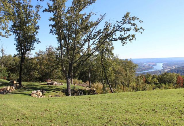 465 Compass Drive, Jasper, TN 37347