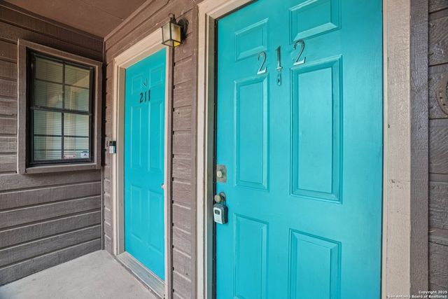 4212 Medical Dr Unit 212, San Antonio, TX 78229