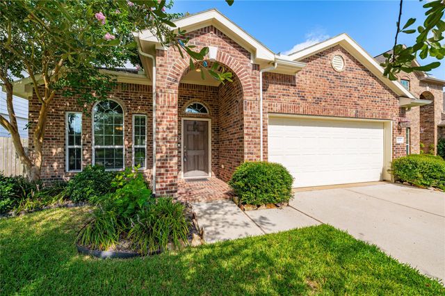 508 Forest Village Circle, La Marque, TX 77568