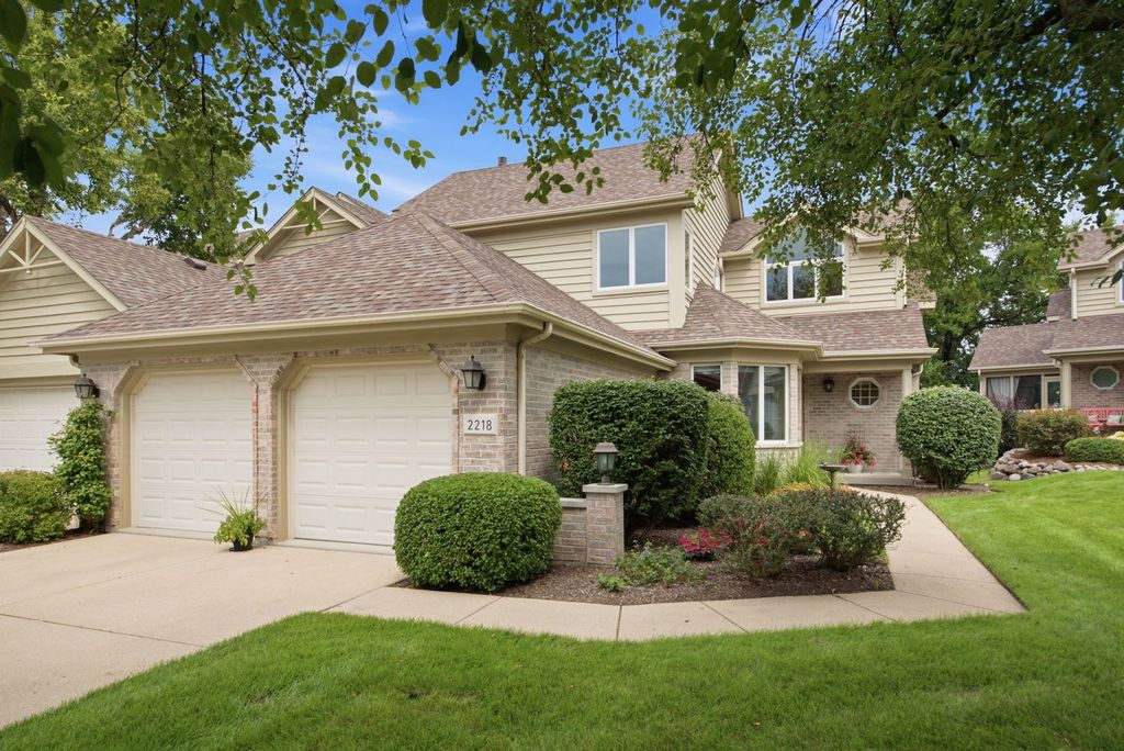 2218 Tamarack Drive, Downers Grove, IL 60515 — exterior