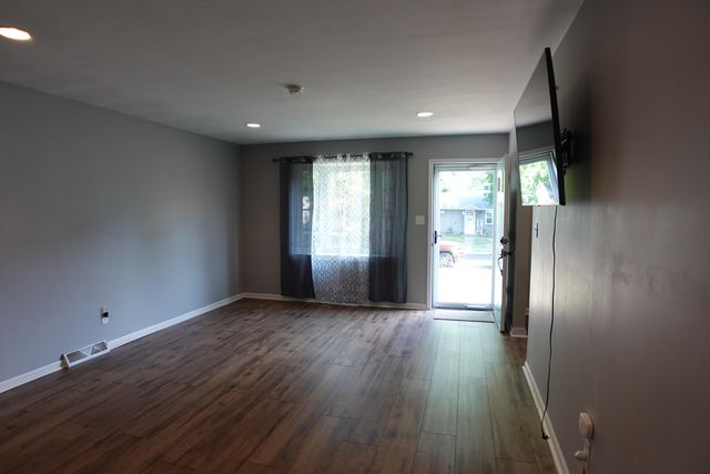 1234 W Home Avenue, Hobart, IN 46342