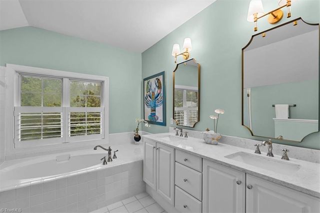 6 Indigo Lake Terrace C, Greensboro, NC 27455