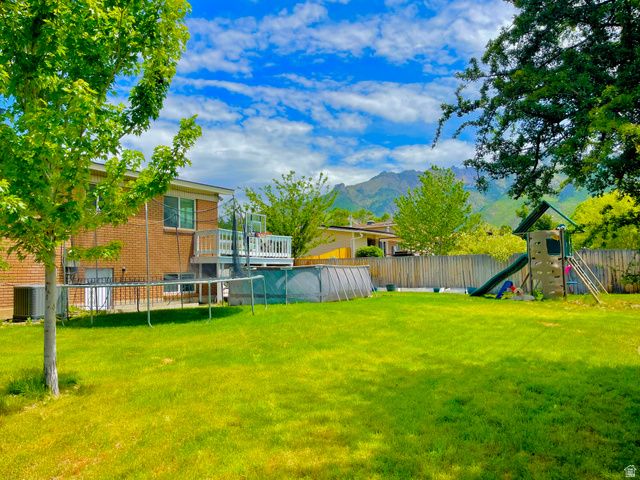 2444 E QUAIL RUN DR, Sandy, UT 84093