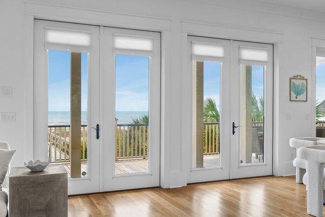 507 W Ashley Avenue, Folly Beach, SC 29439