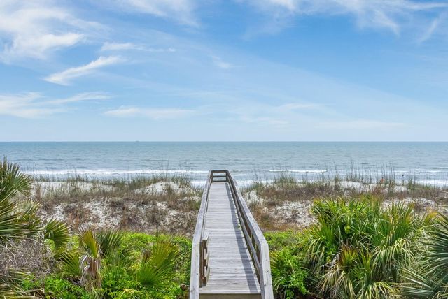 507 W Ashley Avenue, Folly Beach, SC 29439