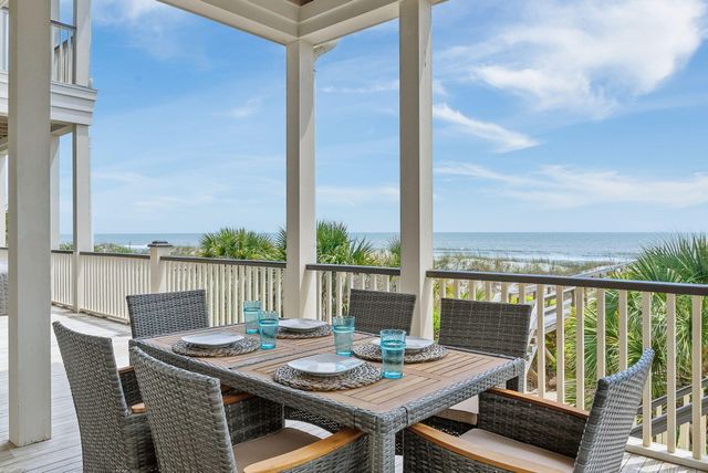 507 W Ashley Avenue, Folly Beach, SC 29439