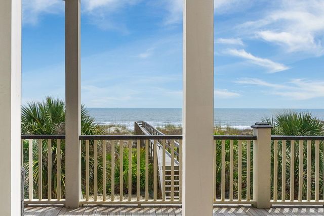 507 W Ashley Avenue, Folly Beach, SC 29439