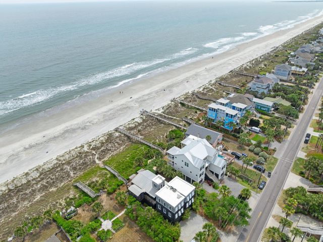 507 W Ashley Avenue, Folly Beach, SC 29439