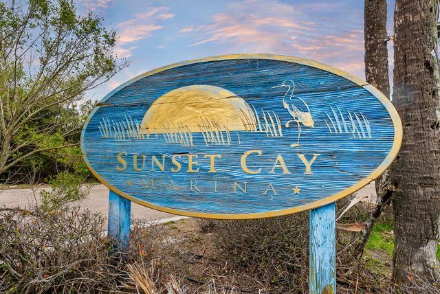 507 W Ashley Avenue, Folly Beach, SC 29439