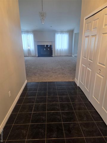 51684 Eva Drive, Macomb Township, MI 48042