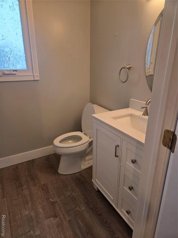 51684 Eva Drive, Macomb Township, MI 48042