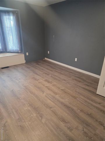 51684 Eva Drive, Macomb Township, MI 48042