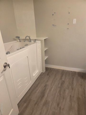 51684 Eva Drive, Macomb Township, MI 48042