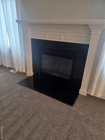 51684 Eva Drive, Macomb Township, MI 48042