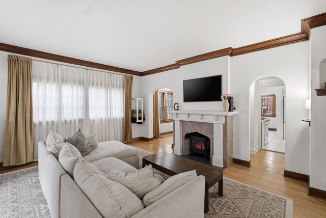 1001 N Yale Ave, Wichita, KS 67208