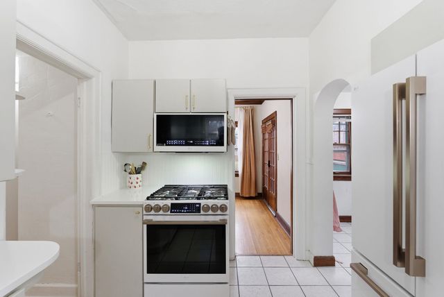 1001 N Yale Ave, Wichita, KS 67208