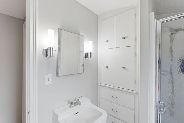 1001 N Yale Ave, Wichita, KS 67208