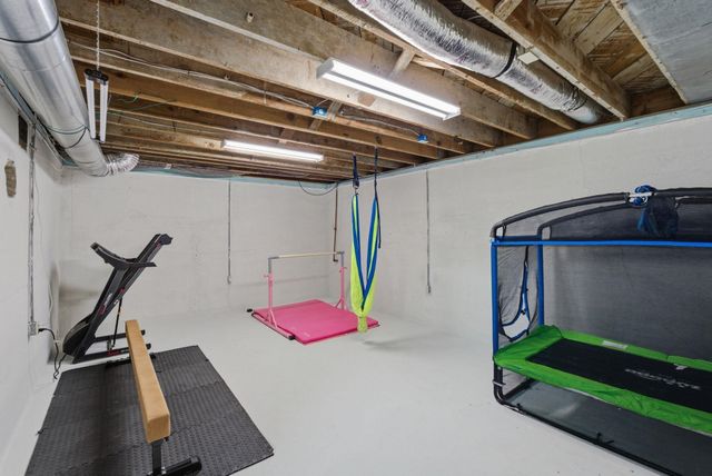 1001 N Yale Ave, Wichita, KS 67208