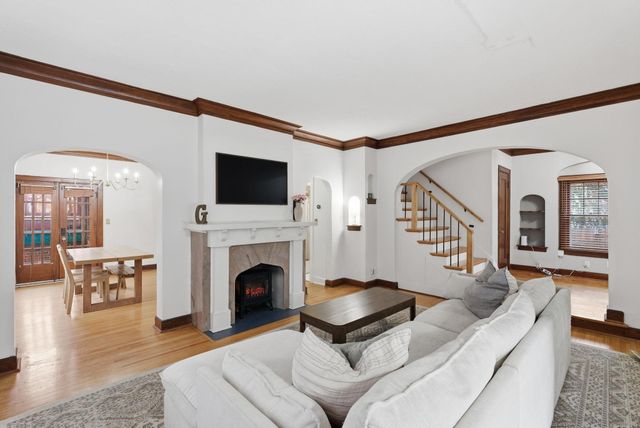 1001 N Yale Ave, Wichita, KS 67208