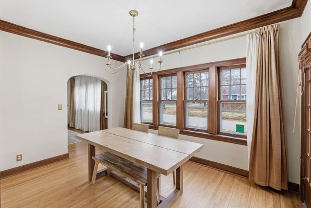 1001 N Yale Ave, Wichita, KS 67208