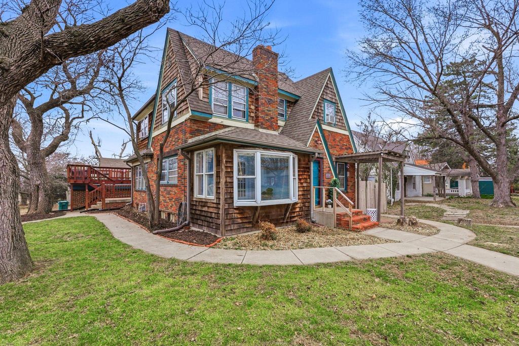 1001 N Yale Ave, Wichita, KS 67208