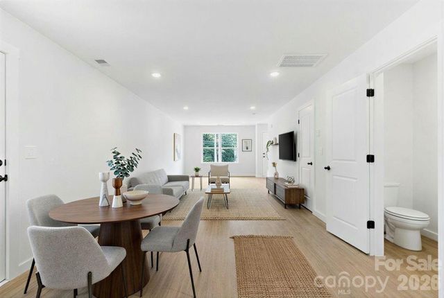 424-426 2nd Street SW, Hickory, NC 28602