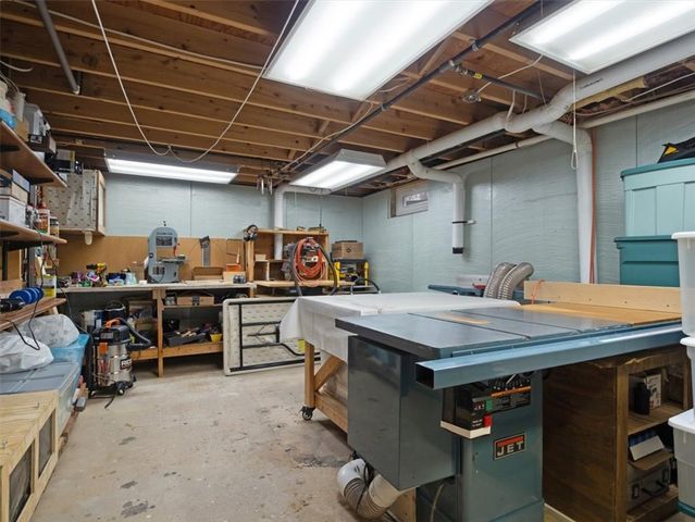 6855 Furnace Road, Ontario, NY 14519