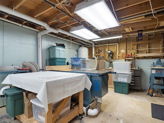 6855 Furnace Road, Ontario, NY 14519