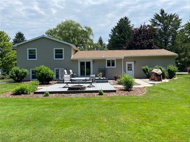 6855 Furnace Road, Ontario, NY 14519