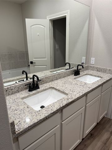 1001 Calhoun Drive, Anna, TX 75409