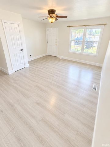 1001 old post Road, Evansville, IN 47710
