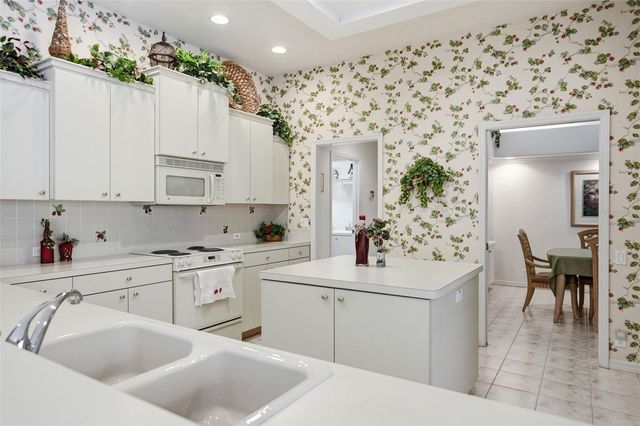 7221 ALOE DRIVE, Spring Hill, FL 34607