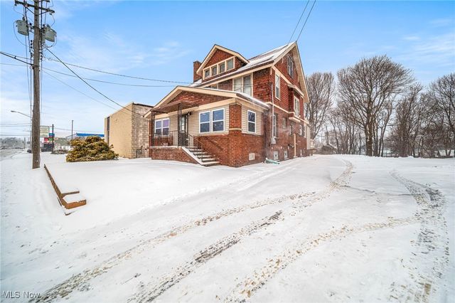 977 W Prospect Road, Ashtabula, OH 44004