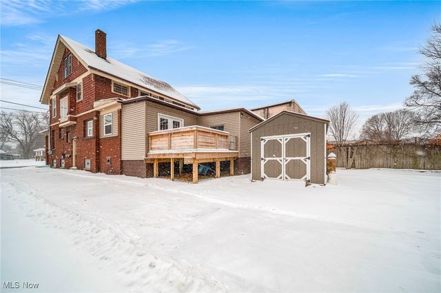 977 W Prospect Road, Ashtabula, OH 44004