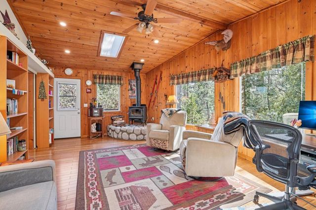 25361 Skyline Way, Idyllwild, CA 92549