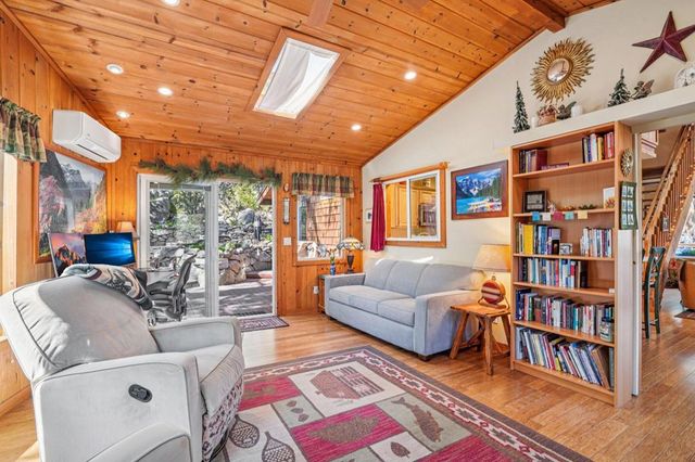 25361 Skyline Way, Idyllwild, CA 92549