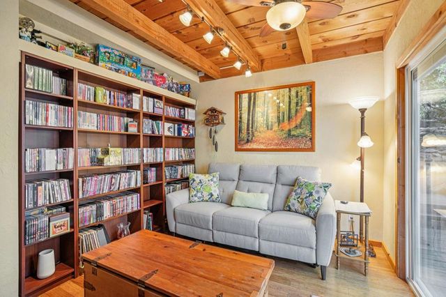 25361 Skyline Way, Idyllwild, CA 92549