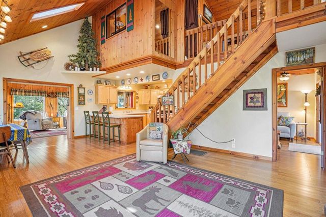 25361 Skyline Way, Idyllwild, CA 92549