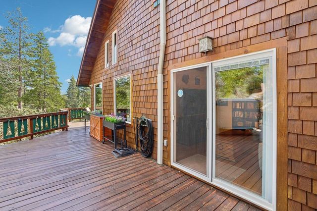 25361 Skyline Way, Idyllwild, CA 92549