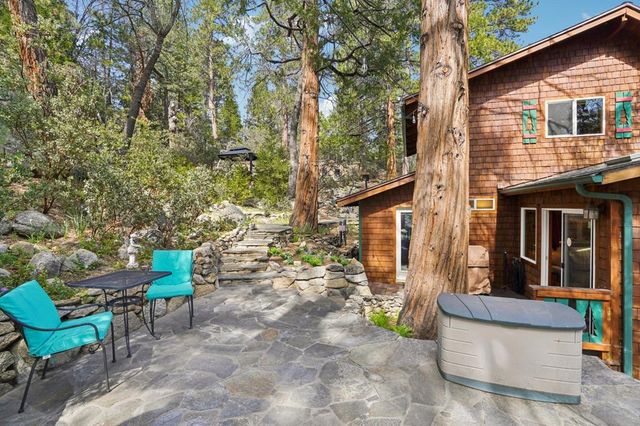 25361 Skyline Way, Idyllwild, CA 92549