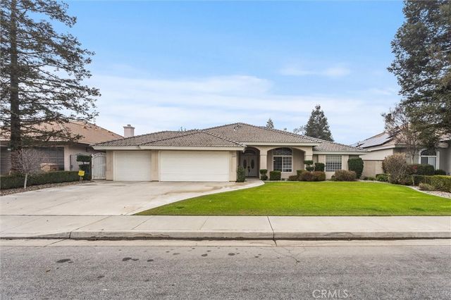 11208 Bright Water, Bakersfield, CA 93311