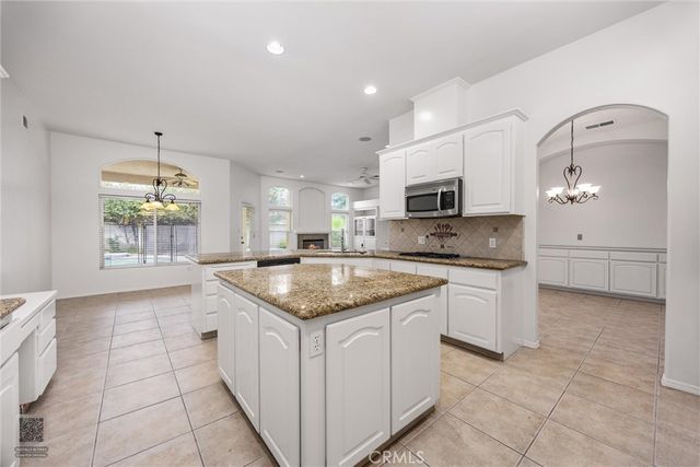 11208 Bright Water, Bakersfield, CA 93311