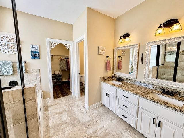 207 Cabrio Way, Headland, AL 36345