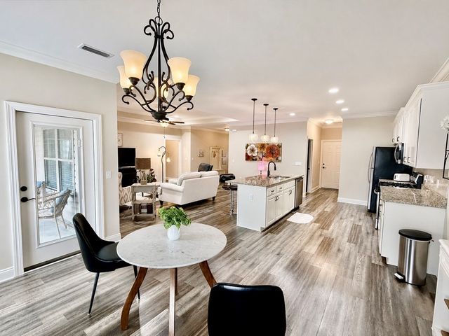 207 Cabrio Way, Headland, AL 36345