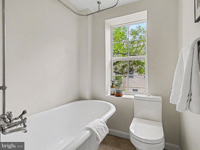 1517 LEMMON ST, Baltimore, MD 21223